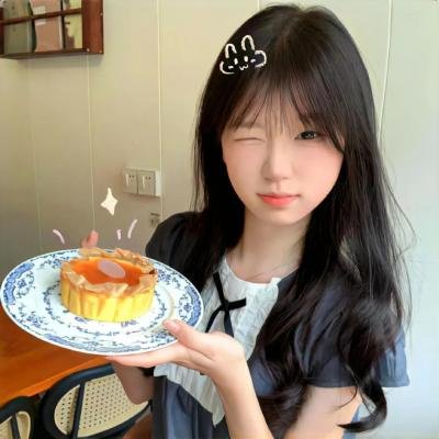 碧窗艳影